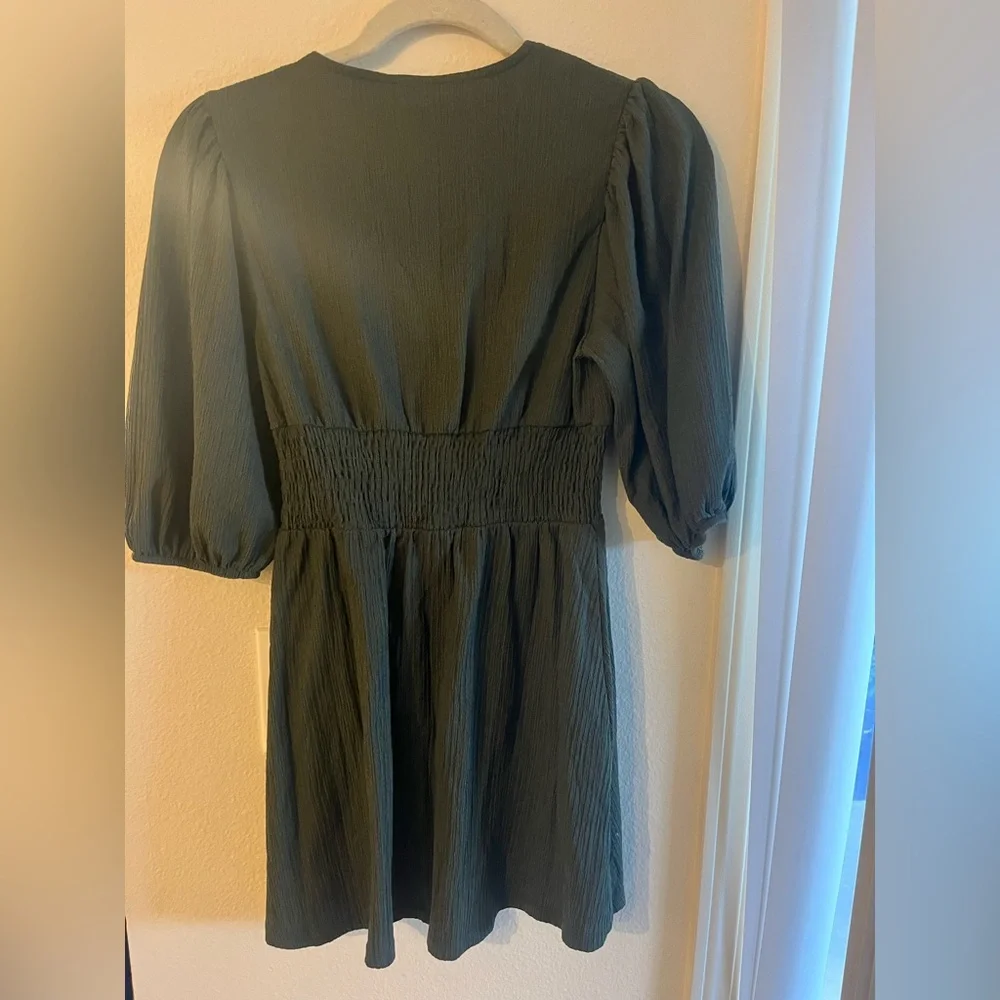 Green Button-Down Dress - Picture 2 of 2